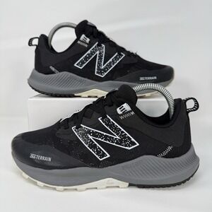 New Balance Nitrel V4 Trail Running Shoes Womens Size 8D Black Sneakers WTNTRLB4